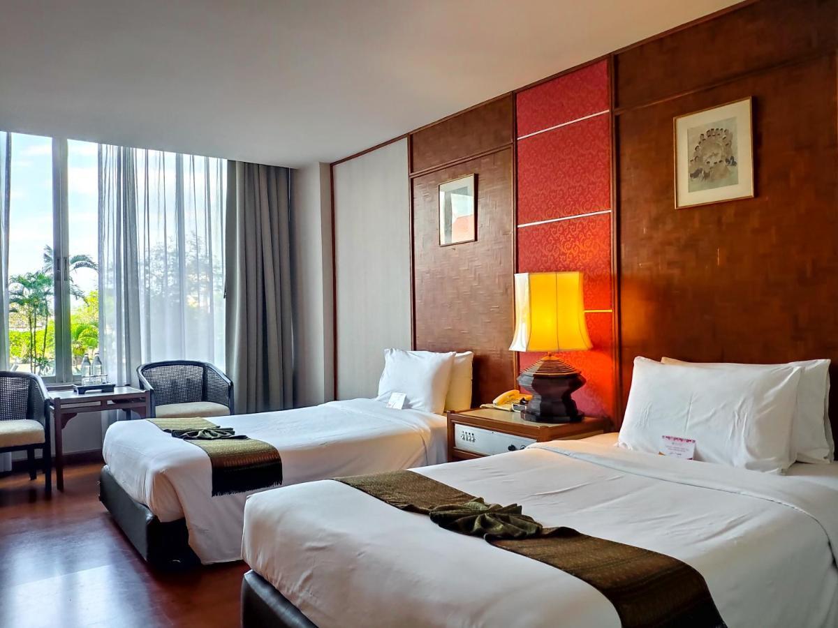 Chiang Mai Orchid Hotel Екстер'єр фото